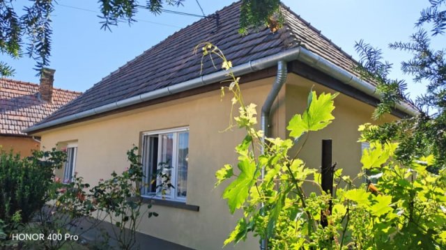 Eladó családi ház, Pilisen 62.5 M Ft, 3 szobás
