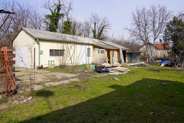 Eladó családi ház, Szigetszentmiklóson 87.6 M Ft, 3 szobás