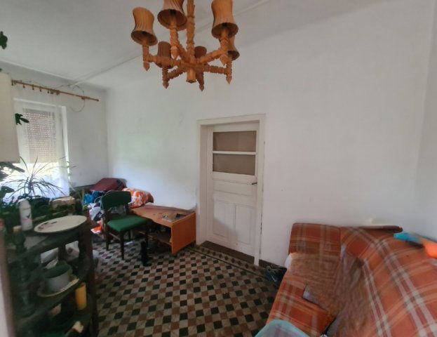 Eladó családi ház, Győrújbaráton 62 M Ft, 3 szobás