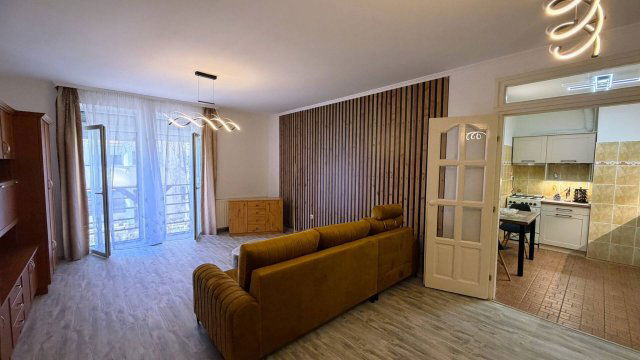 Kiadó téglalakás, albérlet, Baján 150 E Ft / hó, 2 szobás