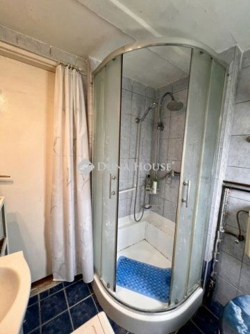 Eladó családi ház, Isaszegen 43.5 M Ft, 2 szobás