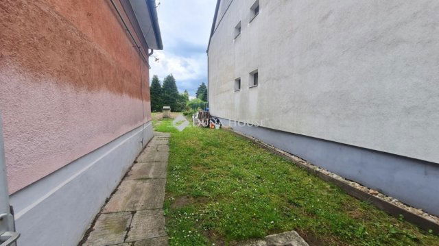 Eladó családi ház, Zalaegerszegen 33 M Ft, 2 szobás