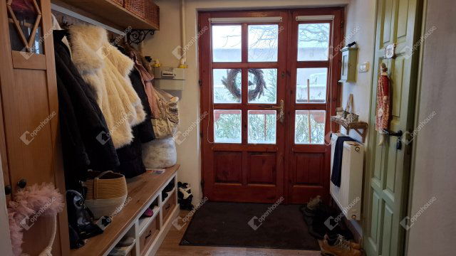 Eladó családi ház, Ebesen 104 M Ft, 3 szobás