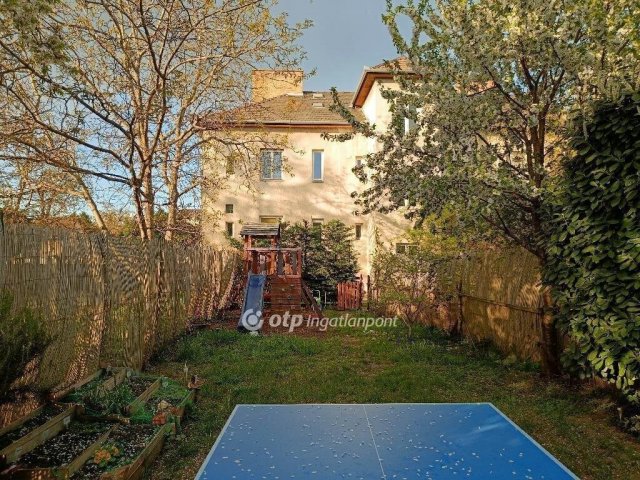 Eladó téglalakás, Budapesten, XV. kerületben 84.9 M Ft
