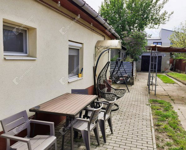 Eladó családi ház, Debrecenben 74.5 M Ft, 3 szobás