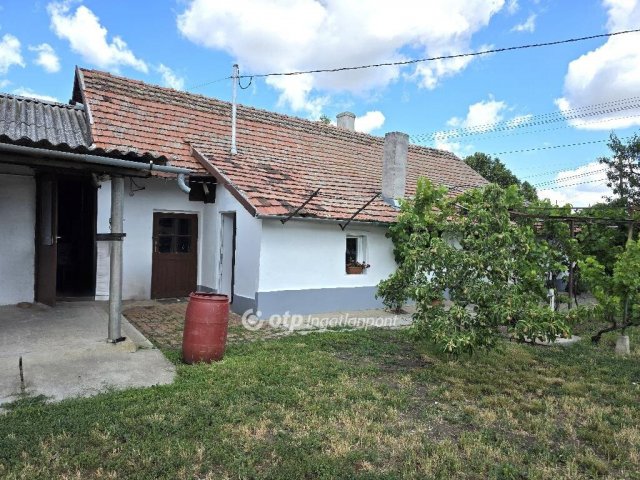 Eladó családi ház, Kunszentmártonban 12.999 M Ft, 1+2 szobás