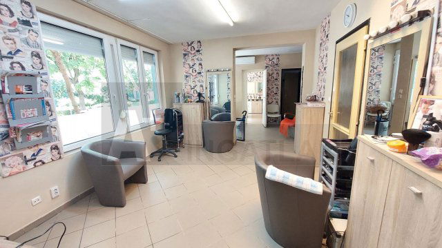 Eladó üzlethelyiség, Szegeden 52 M Ft / költözzbe.hu