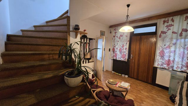 Eladó ikerház, Budapesten, XVI. kerületben, Wesselényi utcában