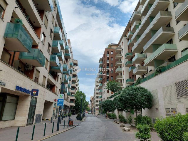 Eladó téglalakás, Budapesten, VIII. kerületben 82.005 M Ft