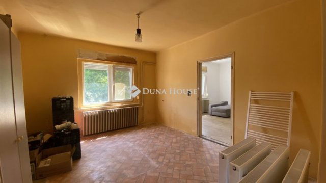 Eladó családi ház, Szigetbecsén 33.8 M Ft, 2 szobás