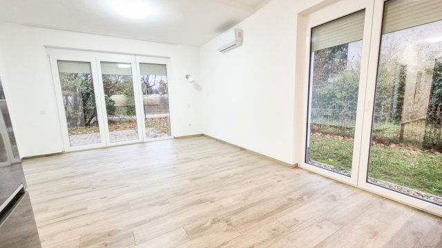 Kiadó téglalakás, albérlet, Szentendrén, Orgona utcában