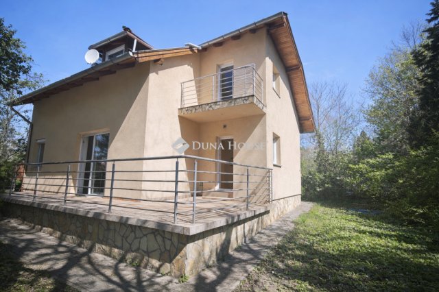 Eladó családi ház, Szentendrén, Diófa utcában 148 M Ft