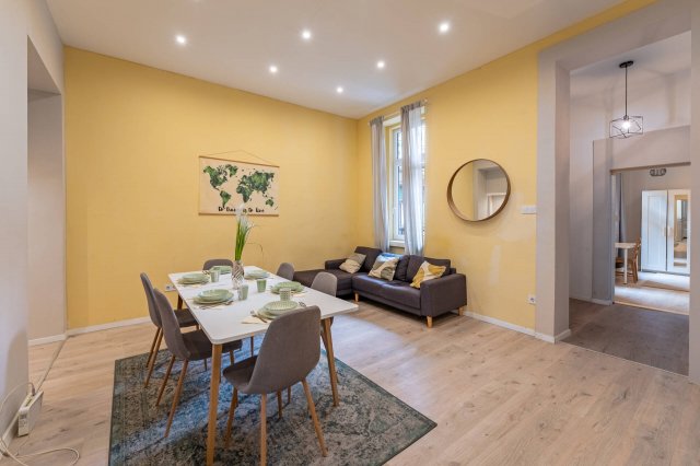 Eladó téglalakás, Budapesten, VII. kerületben 99.9 M Ft