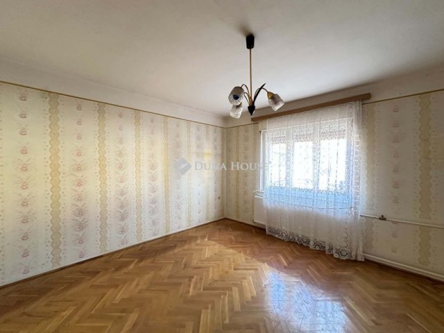 Eladó családi ház, Nagykőrösön 49.9 M Ft, 3 szobás