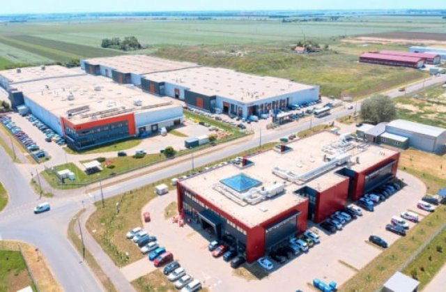 Kiadó ipari ingatlan, Debrecenben 13602 E Ft / hó