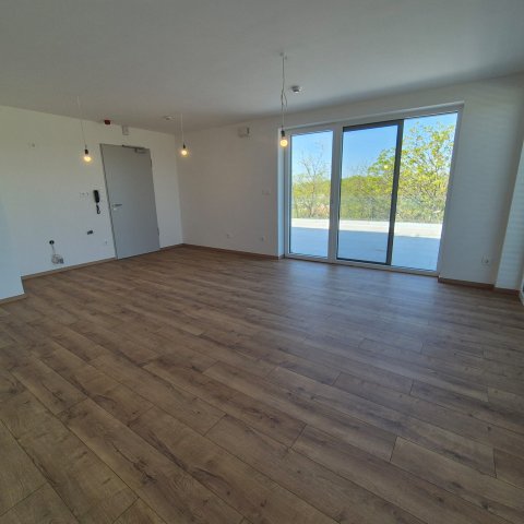 Eladó téglalakás, Kecskeméten 78 M Ft, 2 szobás