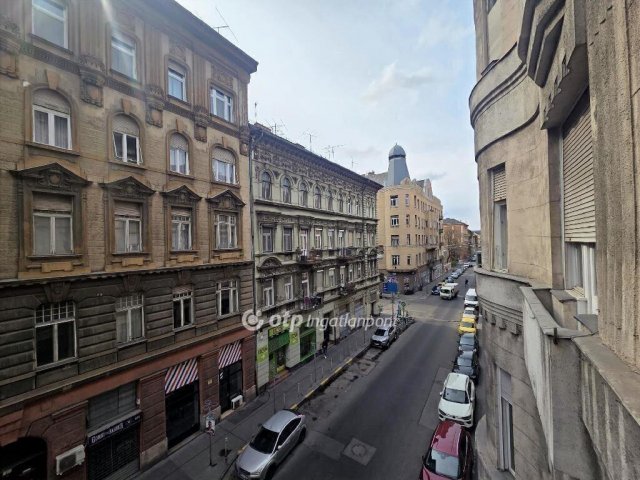 Eladó téglalakás, Budapesten, VII. kerületben 87 M Ft, 2 szobás