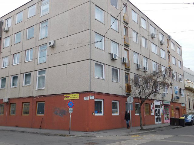 Kiadó iroda, Szegeden, Szilágyi utcában 50 E Ft / hó, 1 szobás