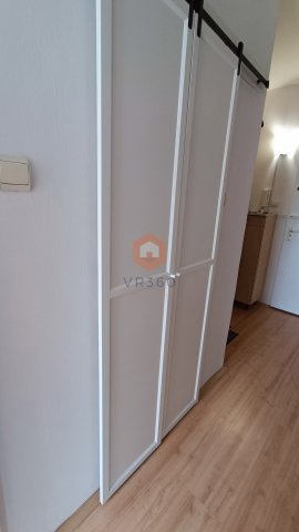 Kiadó panellakás, albérlet, Pécsett, Madách Imre utcában