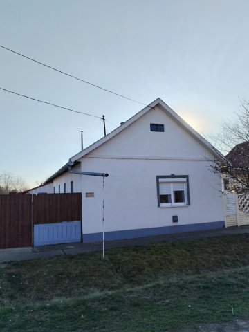 Eladó családi ház, Balmazújvárosban 39.5 M Ft, 1+3 szobás