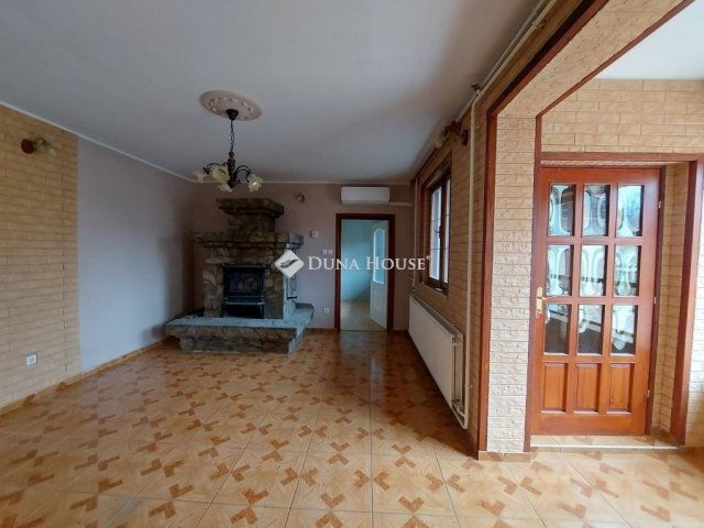 Eladó családi ház, Debrecenben 79.9 M Ft, 3 szobás