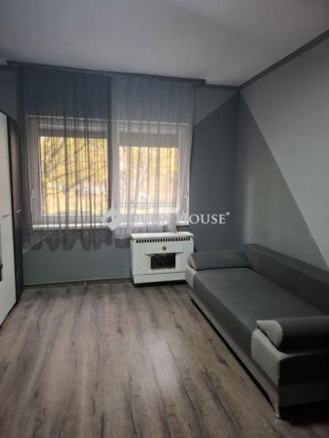 Eladó téglalakás, Szekszárdon 45.5 M Ft, 2 szobás