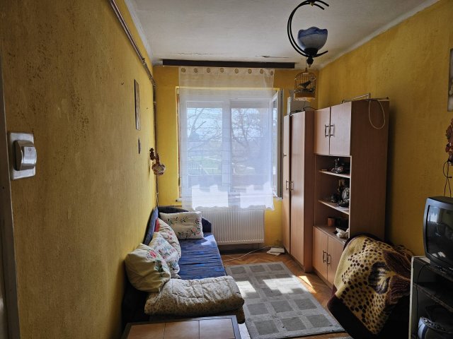 Eladó téglalakás, Edelényben 25 M Ft, 1+1 szobás