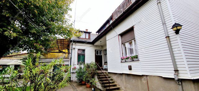 Eladó családi ház, Miskolcon 59.9 M Ft, 9 szobás