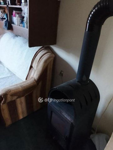Eladó családi ház, Miskolcon 7 M Ft, 2 szobás
