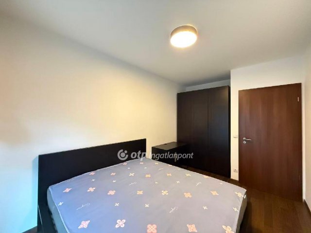 Eladó téglalakás, Budapesten, VIII. kerületben 102.9 M Ft