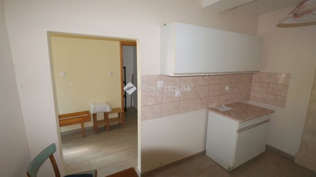 Eladó téglalakás, Vasváron 32.99 M Ft, 2 szobás