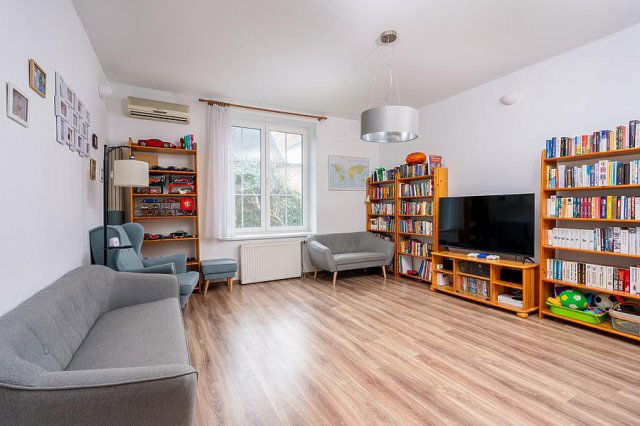 Eladó családi ház, Budapesten, III. kerületben 179.9 M Ft