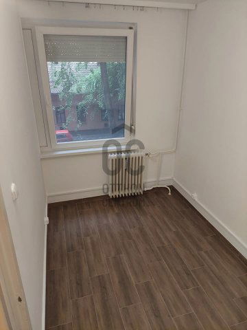 Kiadó panellakás, albérlet, Debrecenben 160 E Ft / hó, 2 szobás