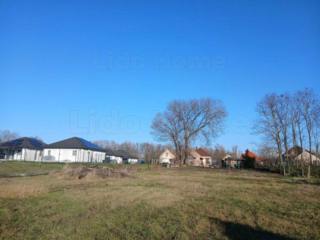 Eladó telek, Kisbajcson 42 M Ft / költözzbe.hu