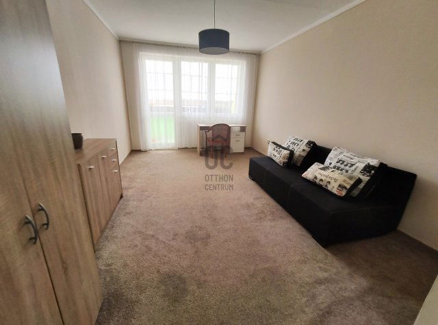 Kiadó panellakás, albérlet, Debrecenben 140 E Ft / hó, 1 szobás