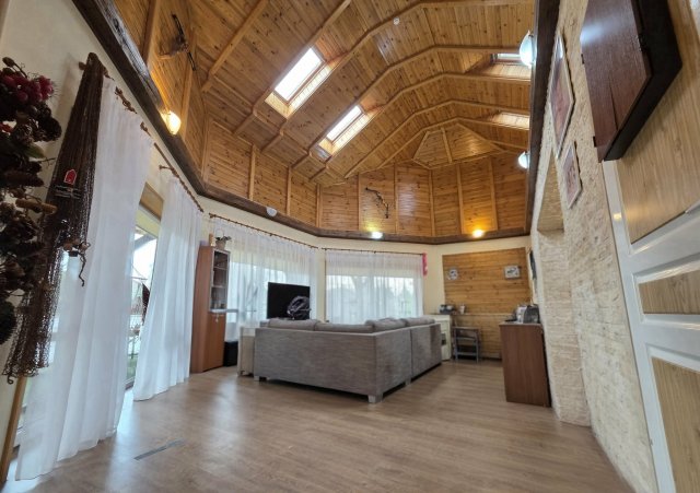 Eladó családi ház, Tökölön 120 M Ft, 3 szobás