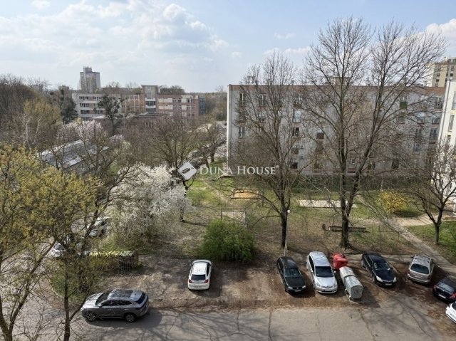 Eladó panellakás, Pécsett 46.9 M Ft, 2 szobás
