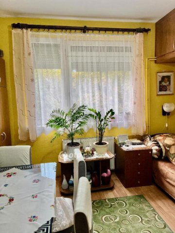 Eladó téglalakás, Pécsett 47.9 M Ft, 2 szobás