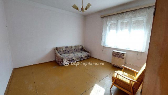 Eladó családi ház, Dévaványán 11.5 M Ft, 2 szobás
