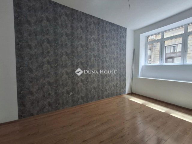 Eladó téglalakás, Budapesten, VI. kerületben 144.9 M Ft