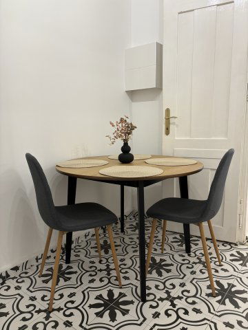 Kiadó téglalakás, albérlet, Budapesten, VI. kerületben