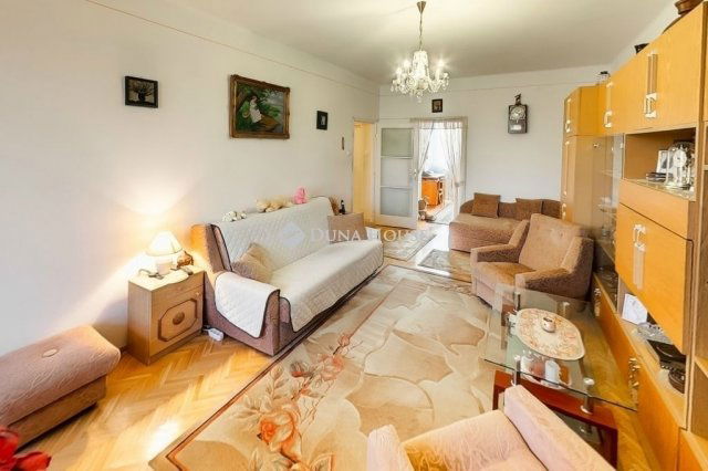 Eladó téglalakás, Kecskeméten 48.8 M Ft, 2 szobás