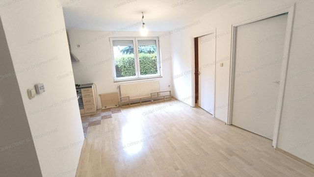 Eladó téglalakás, Mosonmagyaróváron 49.9 M Ft