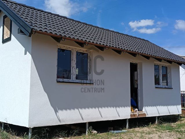 Eladó családi ház, Pusztahencsen 12.5 M Ft, 1 szobás