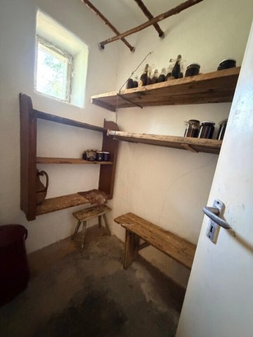Eladó családi ház, Zsákán 8.5 M Ft, 2+1 szobás