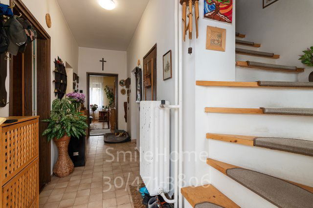 Eladó családi ház, Szombathelyen 98 M Ft, 7 szobás