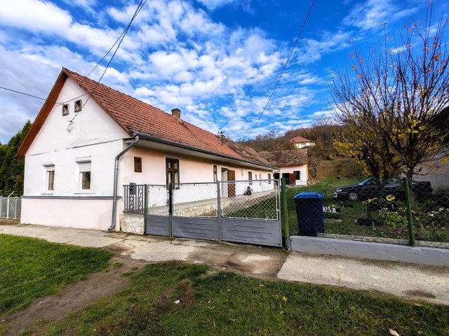 Eladó családi ház, Mázán 8.5 M Ft, 3 szobás