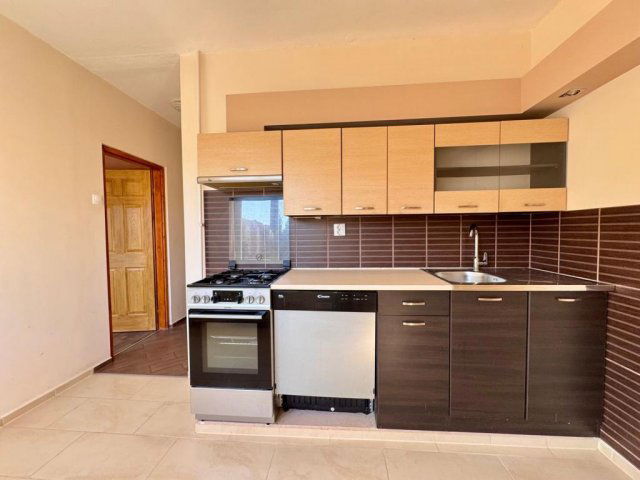 Eladó panellakás, Zalaegerszegen 39.9 M Ft, 2 szobás