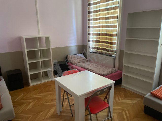 Kiadó téglalakás, albérlet, VII. kerületben, Dózsa György úton