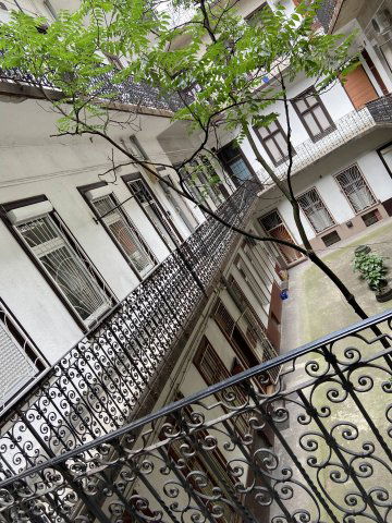 Eladó téglalakás, Budapesten, VII. kerületben 56.6 M Ft